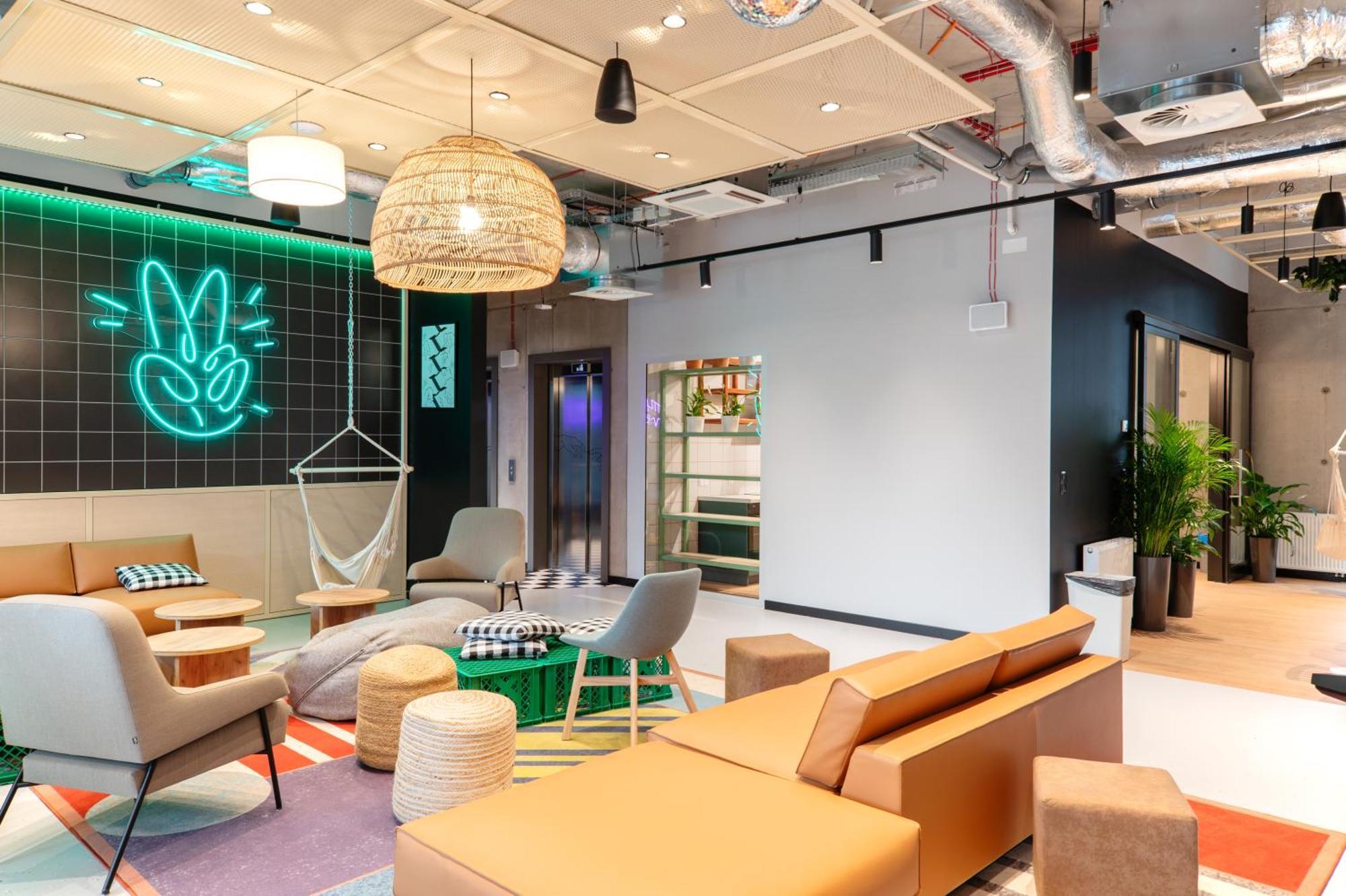 Chillout Dorm Warszawa Aparthotel Exterior photo